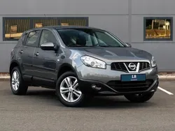 Grijs, metallic lak Gebruikt 2012 Nissan Qashqai Acenta SUV | € 10.490 (Eerlijke prijs)