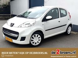 Wit Gebruikt 2010 Peugeot 107 Hatchback | € 3.500 (Iets duurder)