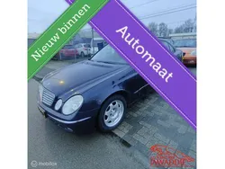 Blauw Gebruikt 2003 Mercedes E220 Avantgarde Sedan | € 1.999 (Super prijs)