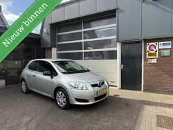Grijs Gebruikt 2008 Toyota Auris Terra Hatchback | € 4.950 (Eerlijke prijs)