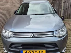 Grijs Gebruikt 2015 Mitsubishi Outlander P-HEV Stationwagen | € 11.000 (Eerlijke prijs)
