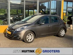 Grijs Gebruikt 2018 Peugeot 208 Hatchback | € 10.890 (Duur)