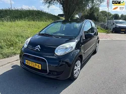 Zwart Gebruikt 2012 Citroën C1 SELECTION Hatchback | € 2.549 (Eerlijke prijs)
