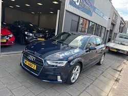 Blauw Gebruikt 2017 Audi A3 Sportback Sport Hatchback | € 16.450 (Eerlijke prijs)