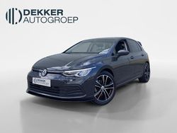 Grijs Gebruikt 2021 VW Golf VIII Life Hatchback | € 21.945 (Eerlijke prijs)