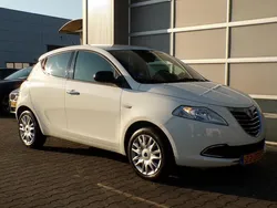 Wit Gebruikt 2012 Lancia Ypsilon Gold Hatchback | € 6.450 (Eerlijke prijs)