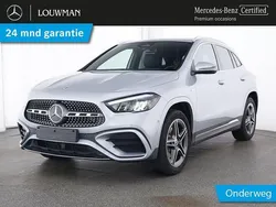 Hightechzilver (licht zwart metallic) Gebruikt 2025 Mercedes GLA250 AMG SUV | € 51.945 (Iets duurder)