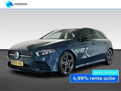 Blauw, metallic lak Gebruikt 2020 Mercedes A180 Business Hatchback | € 24.945 (Eerlijke prijs)