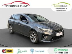 Grijs, metallic lak Gebruikt 2020 Kia Ceed Sportswagon Stationwagen | € 24.995 (Iets duurder)