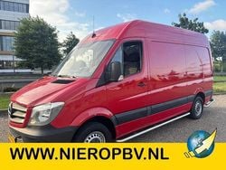 Rood Gebruikt 2016 Mercedes Sprinter Van | € 11.250 (Eerlijke prijs)