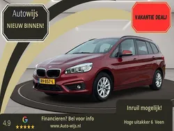 Rood Gebruikt 2018 BMW 218 Executive Stationwagen | € 13.995 (Super prijs)