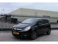Zwart Gebruikt 2010 Opel Corsa Edition MPV | € 6.250 (Iets duurder)