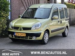 Groen Gebruikt 2006 Renault Kangoo Expression MPV | € 7.999