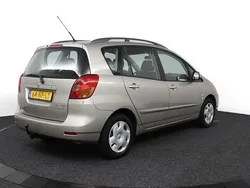 Grijs Gebruikt 2004 Toyota Corolla Verso Sol MPV | € 2.750 (Eerlijke prijs)