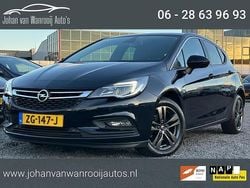 Blauw Gebruikt 2019 Opel Astra Edition Hatchback | € 14.950 (Eerlijke prijs)