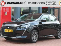 Zwart Gebruikt 2023 Peugeot e-208 Active Hatchback | € 18.785
