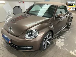 Bruin Gebruikt 2014 VW Beetle Exclusive Cabriolet | € 12.950 (Eerlijke prijs)