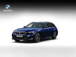 Blauw Nieuw 2025 BMW 330e Comfort Edition Stationwagen | € 69.211 (Super prijs)
