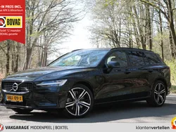 Zwart Gebruikt 2022 Volvo V60 R-Design Stationwagen | € 43.950 (Iets duurder)