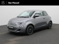 Grijs Gebruikt 2023 Fiat 500e La Prima Hatchback | € 24.900 (Eerlijke prijs)