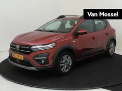 Rood Gebruikt 2021 Dacia Sandero Comfort Hatchback | € 15.440 (Iets duurder)