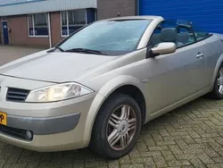 Beige Gebruikt 2004 Renault Mégane Cabriolet Luxe Cabriolet | € 799 (Super prijs)