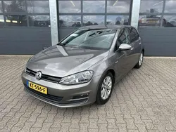 Grijs Gebruikt 2016 VW Golf VII Comfortline Hatchback | € 12.835 (Eerlijke prijs)
