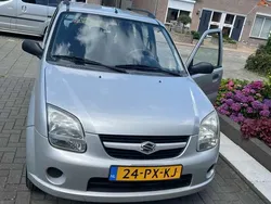 Grijs Gebruikt 2005 Suzuki Ignis GLS Hatchback | € 2.400 (Eerlijke prijs)