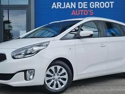 Wit Gebruikt 2014 Kia Carens MPV | € 11.750 (Eerlijke prijs)