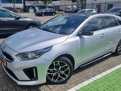 Grijs Gebruikt 2020 Kia ProCeed GT-Line Hatchback | € 23.935 (Eerlijke prijs)