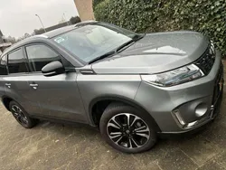 Grijs Gebruikt 2022 Suzuki Vitara Style SUV | € 24.000 (Eerlijke prijs)