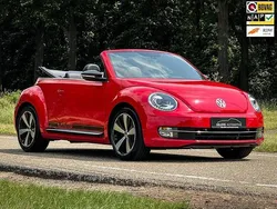 Rood Gebruikt 2014 VW Beetle Sportline Cabriolet | € 18.899 (Eerlijke prijs)