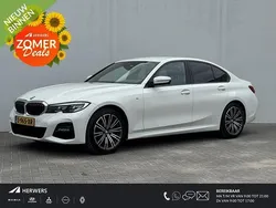 Wit Gebruikt 2021 BMW 318 Executive Sedan | € 29.435 (Eerlijke prijs)