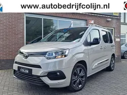 Grijs Gebruikt 2022 Toyota Proace Verso City Stationwagen | € 29.850 (Goede deal)