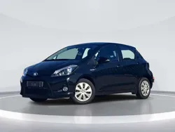 Zwart Gebruikt 2013 Toyota Yaris Hatchback | € 12.895 (Eerlijke prijs)