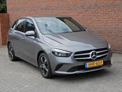 Grijs Gebruikt 2021 Mercedes B180 Business MPV | € 29.750 (Iets duurder)