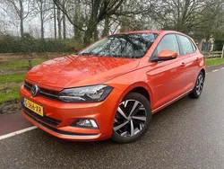 Oranje Gebruikt 2020 VW Polo Highline Hatchback | € 13.950 (Goede deal)