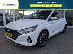 Wit Gebruikt 2024 Hyundai i20 Comfort Hatchback | € 21.440 (Eerlijke prijs)