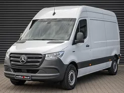 Wit Gebruikt 2020 Mercedes E-Sprinter Van | € 17.900 (Duur)