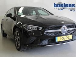 Zwart Gebruikt 2020 Mercedes CLA250 Shooting Brake Business Stationwagen | € 21.987 (Goede deal)