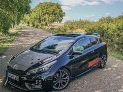 Gebruikt 2015 Kia Ceed GT-Track Sedan | € 9.500