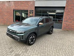 Groen Gebruikt 2025 Dacia Duster Extreme SUV | € 34.450