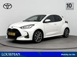 Wit Gebruikt 2025 Toyota Yaris Hybrid Executive Hatchback | € 29.250 (Eerlijke prijs)