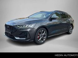 Grijs Gebruikt 2022 Ford Focus ST-Line Stationwagen | € 19.945 (Eerlijke prijs)