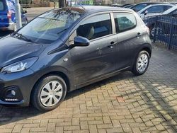 Grijs Gebruikt 2017 Peugeot 108 Active Hatchback | € 8.150 (Eerlijke prijs)