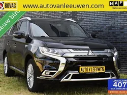 Zwart Gebruikt 2020 Mitsubishi Outlander Edition SUV | € 25.425 (Eerlijke prijs)
