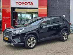 Zwart Gebruikt 2019 Toyota RAV4 Executive SUV | € 34.400 (Eerlijke prijs)