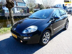 Zwart Gebruikt 2014 Fiat Punto Evo Hatchback | € 4.345 (Eerlijke prijs)