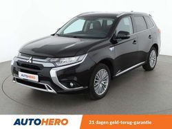 Zwart Gebruikt 2020 Mitsubishi Outlander P-HEV SUV | € 25.049 (Eerlijke prijs)