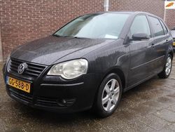 Zwart Gebruikt 2007 VW Polo Hatchback | € 2.500 (Eerlijke prijs)